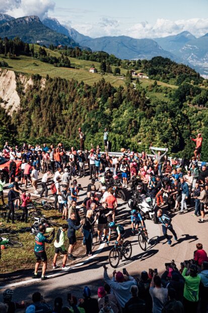 isaac del toro giro de italia 2025